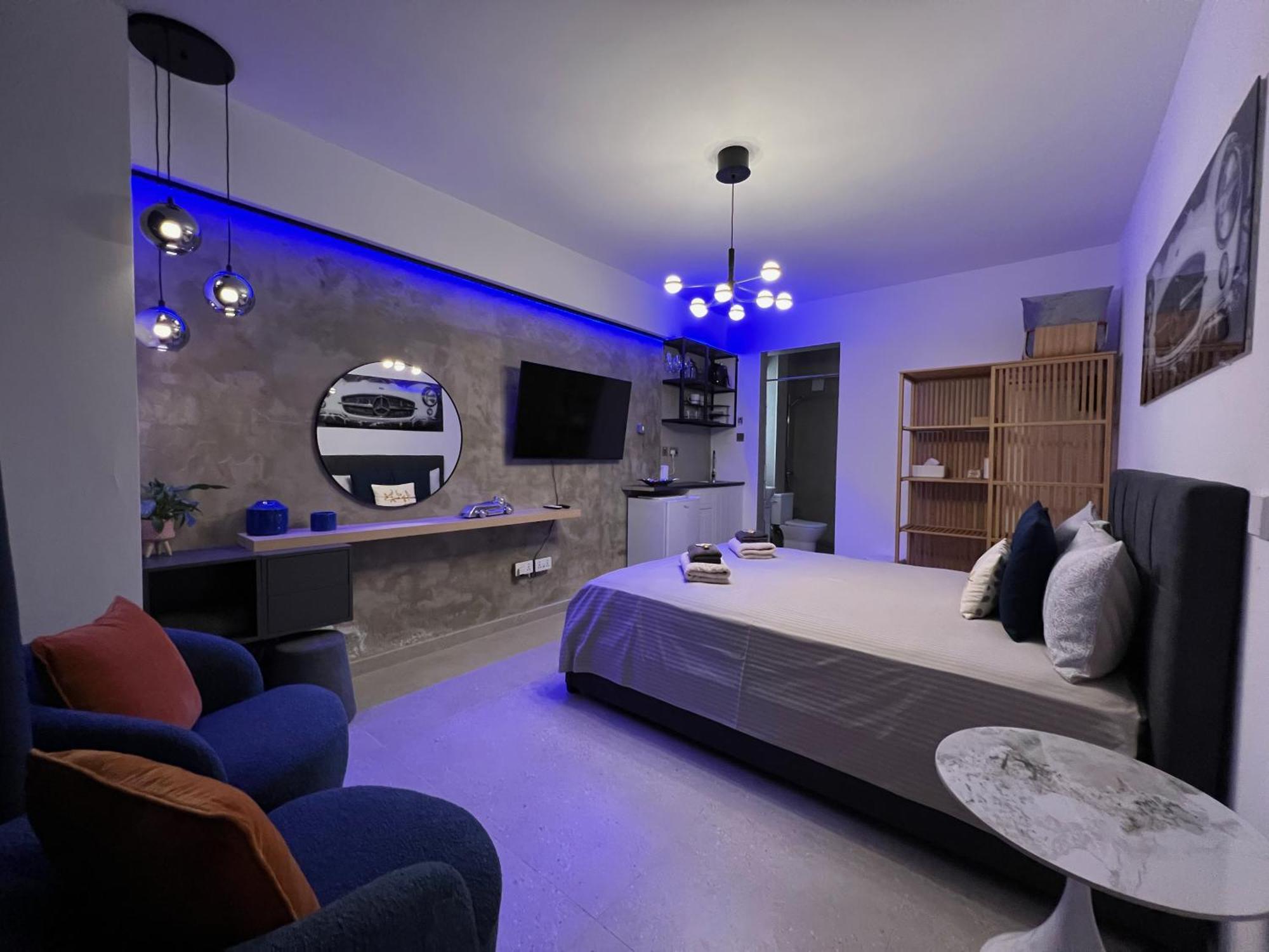 Fat Cow Apartments Larnaca Buitenkant foto